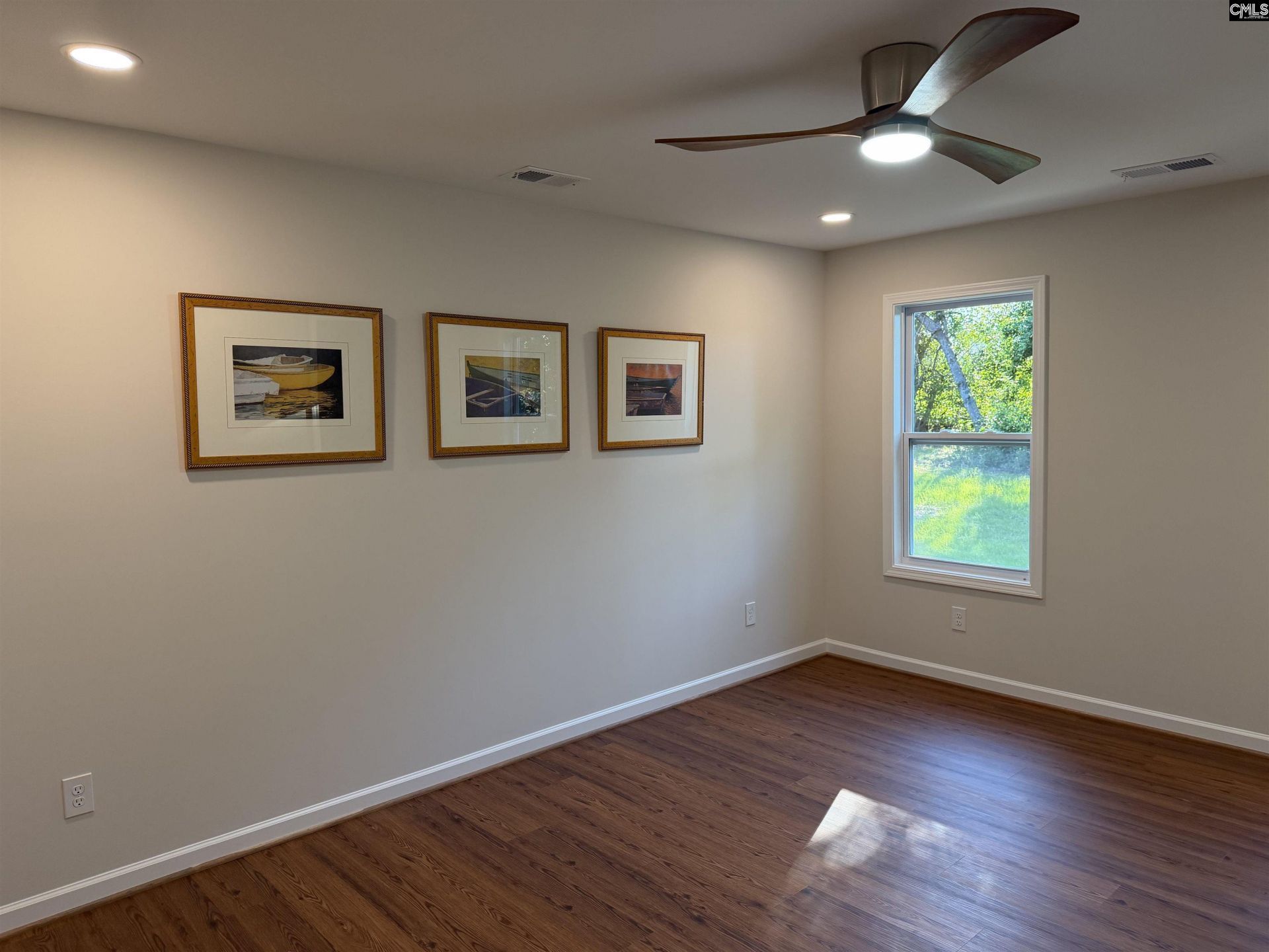 4709 Linden Street Photo 13