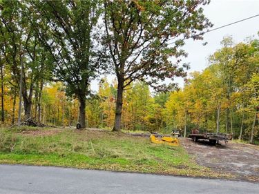 9615 Oakland Road , Weedsport, NY 13166