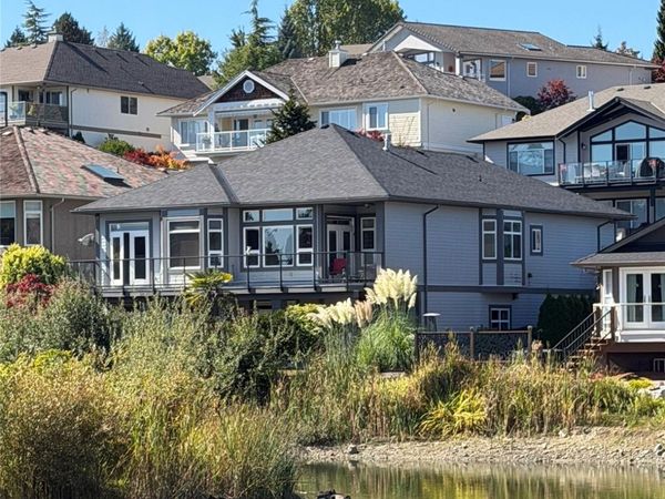 873 Country Club Dr , Cobble Hill, BC V0R 1L1