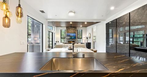 1142 Lone Indian Trail, South Lake Tahoe, CA 96150 Photo