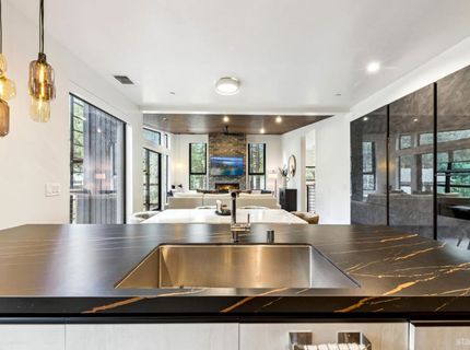 1142 Lone Indian Trail, South Lake Tahoe, CA 96150 Photo