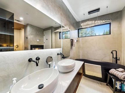 1142 Lone Indian Trail, South Lake Tahoe, CA 96150 Photo