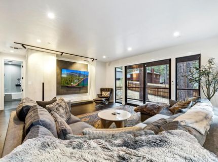 1142 Lone Indian Trail, South Lake Tahoe, CA 96150 Photo