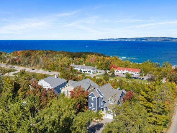 834 Resort Pike Road, Unit 2, Petoskey, MI 49770