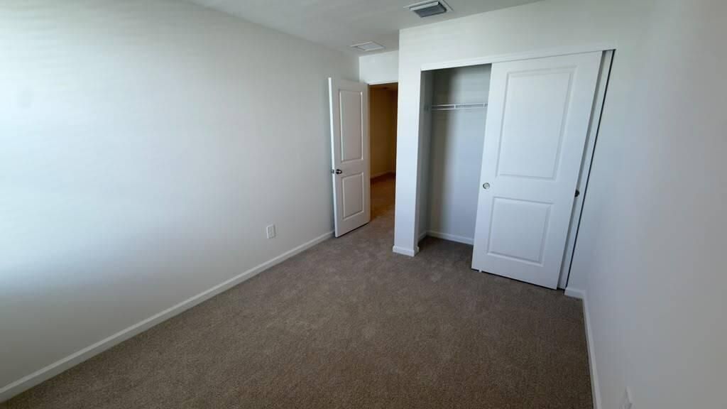 646 Salisbury Circle, Fort Pierce, FL 34982 Photo
