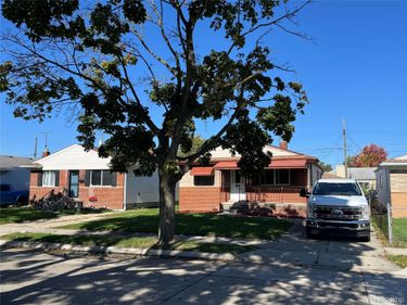 8731 Lozier Avenue, Warren, Mi 48089