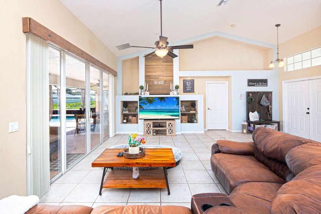 194 SW Voltair Terrace, Port Saint Lucie, FL 34984 Photo