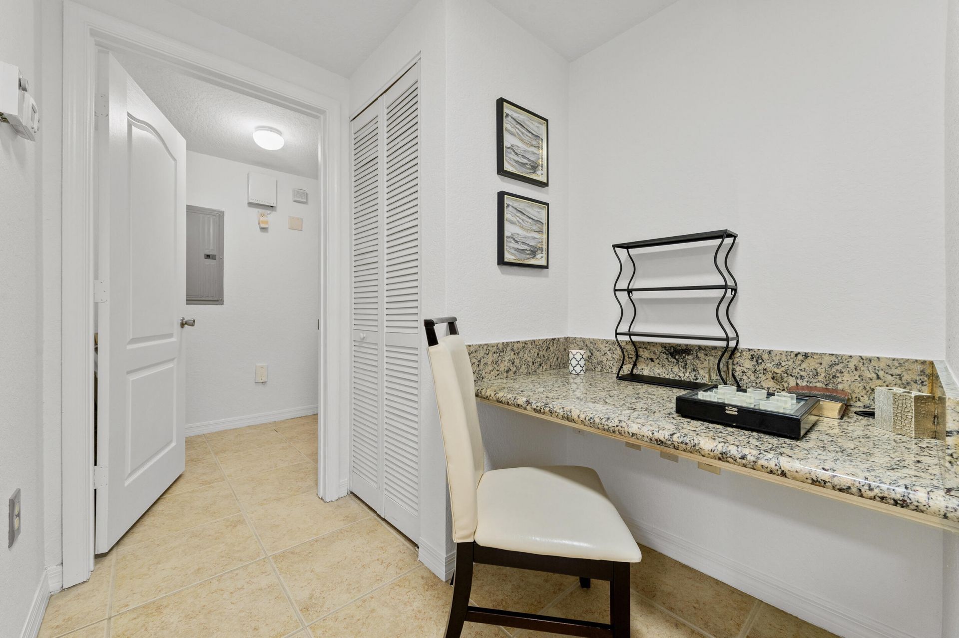 140 SW Peacock Boulevard, Unit 21-103, Port Saint Lucie, FL 34986 Photo