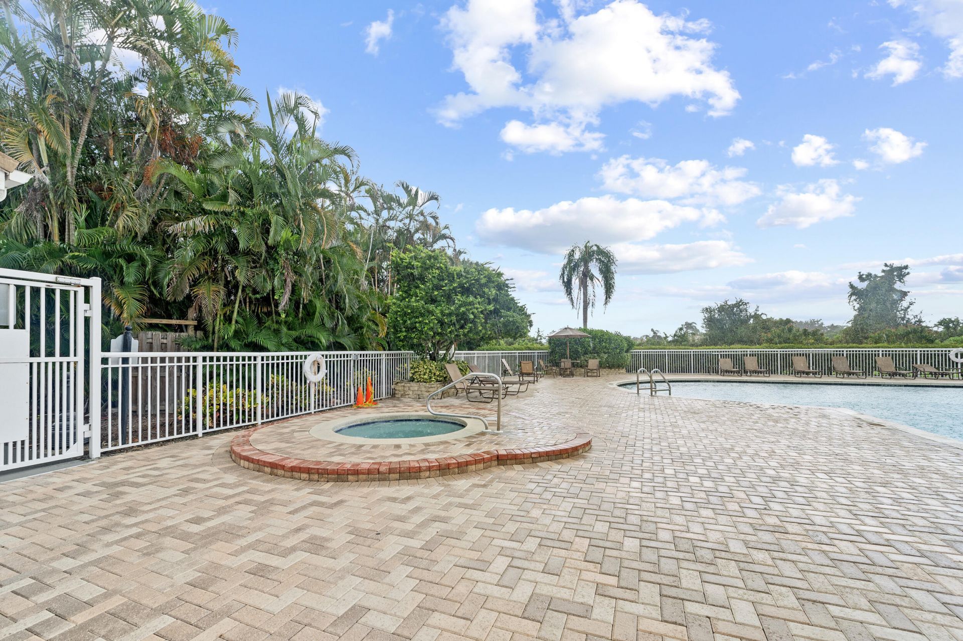 140 SW Peacock Boulevard, Unit 21-103, Port Saint Lucie, FL 34986 Photo