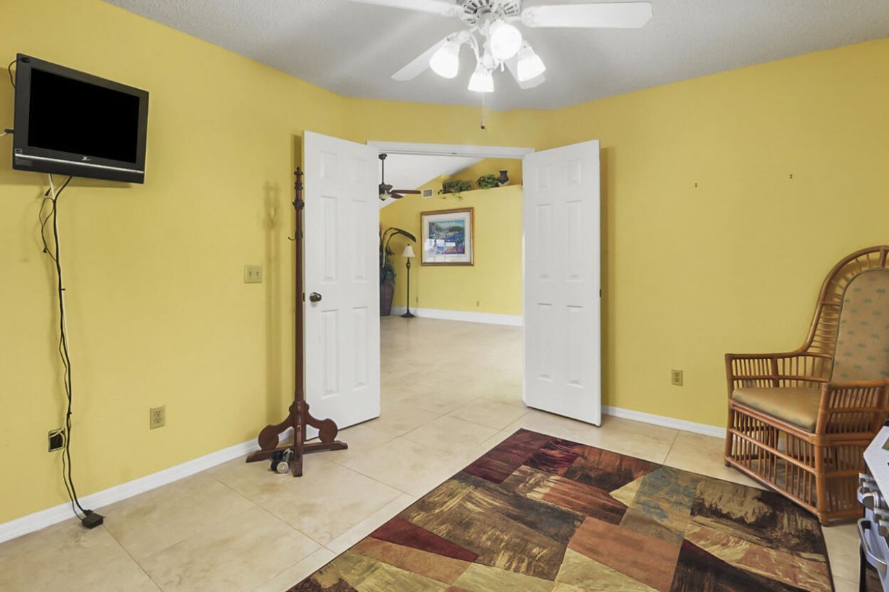 10691 SE Jupiter Narrows Drive, Hobe Sound, FL 33455 Photo