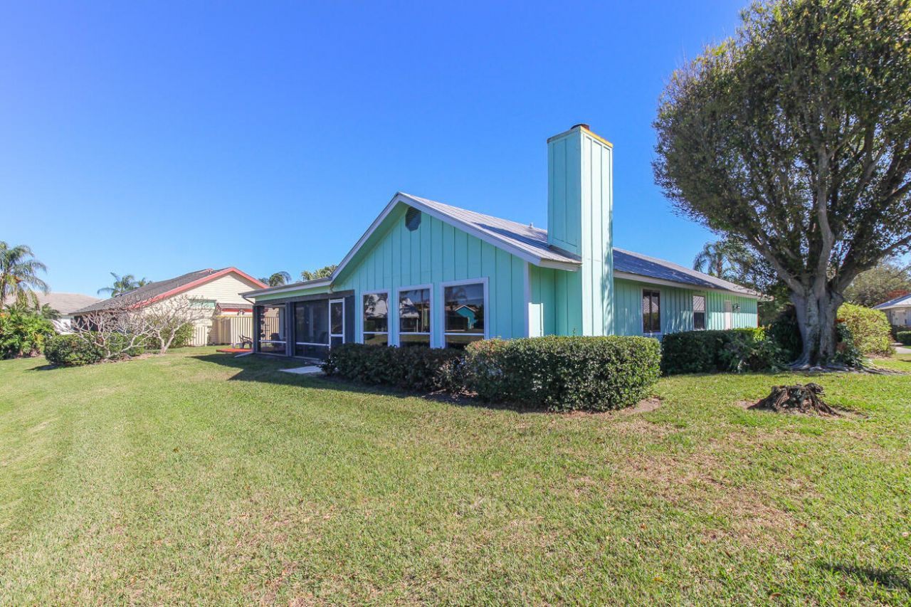 10691 SE Jupiter Narrows Drive, Hobe Sound, FL 33455 Photo