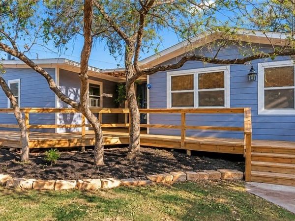 1110 Palm Street, Burnet, TX 78611