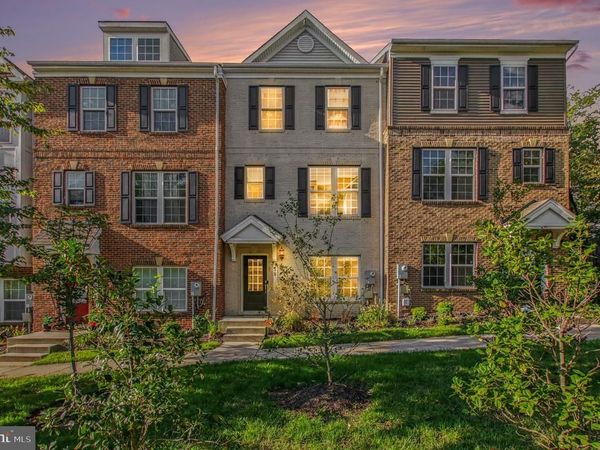 2914 PINEBROOK, LANDOVER, MD 20785