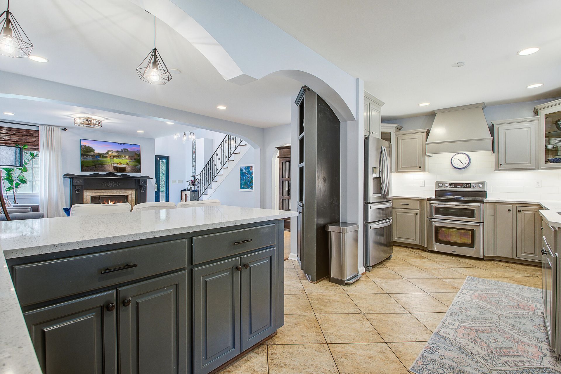 1016 Holcombe Road Photo 10