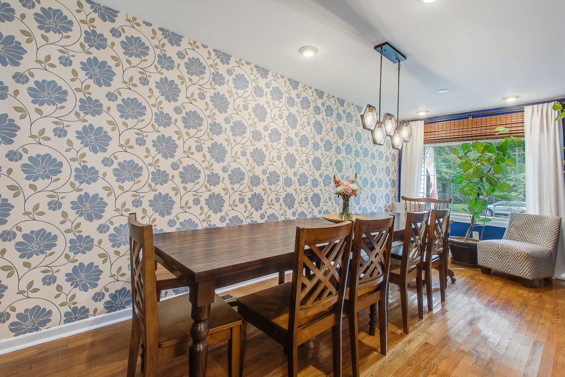 1016 Holcombe Road Photo 11
