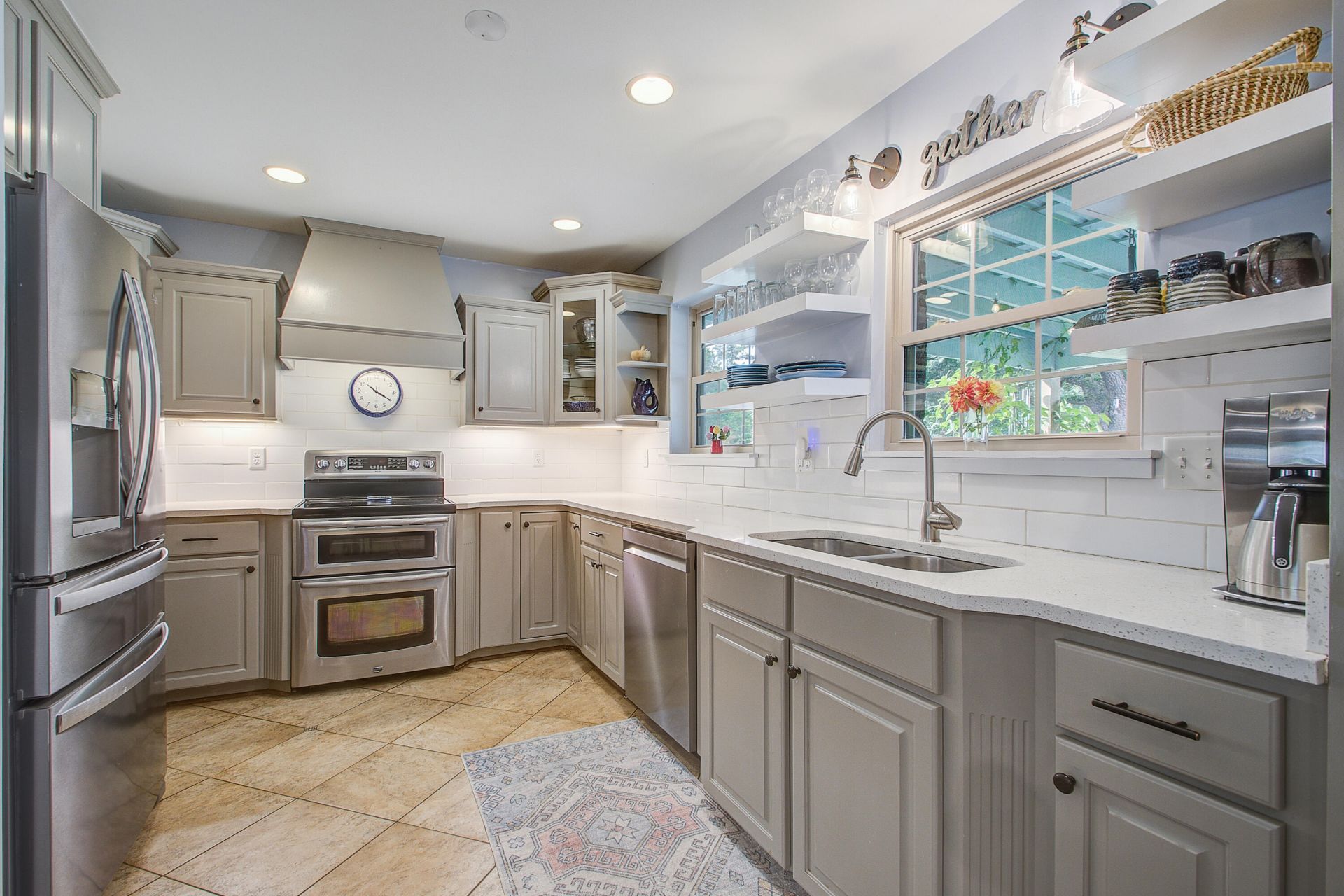 1016 Holcombe Road Photo 13