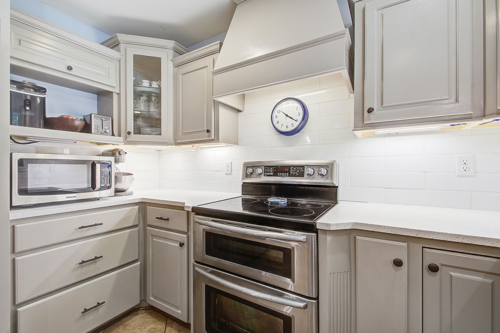 1016 Holcombe Road Photo 14