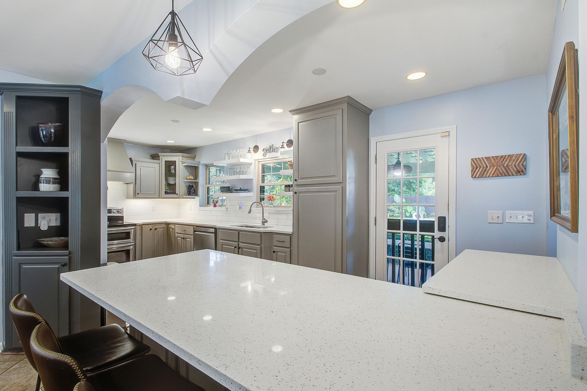 1016 Holcombe Road Photo 15