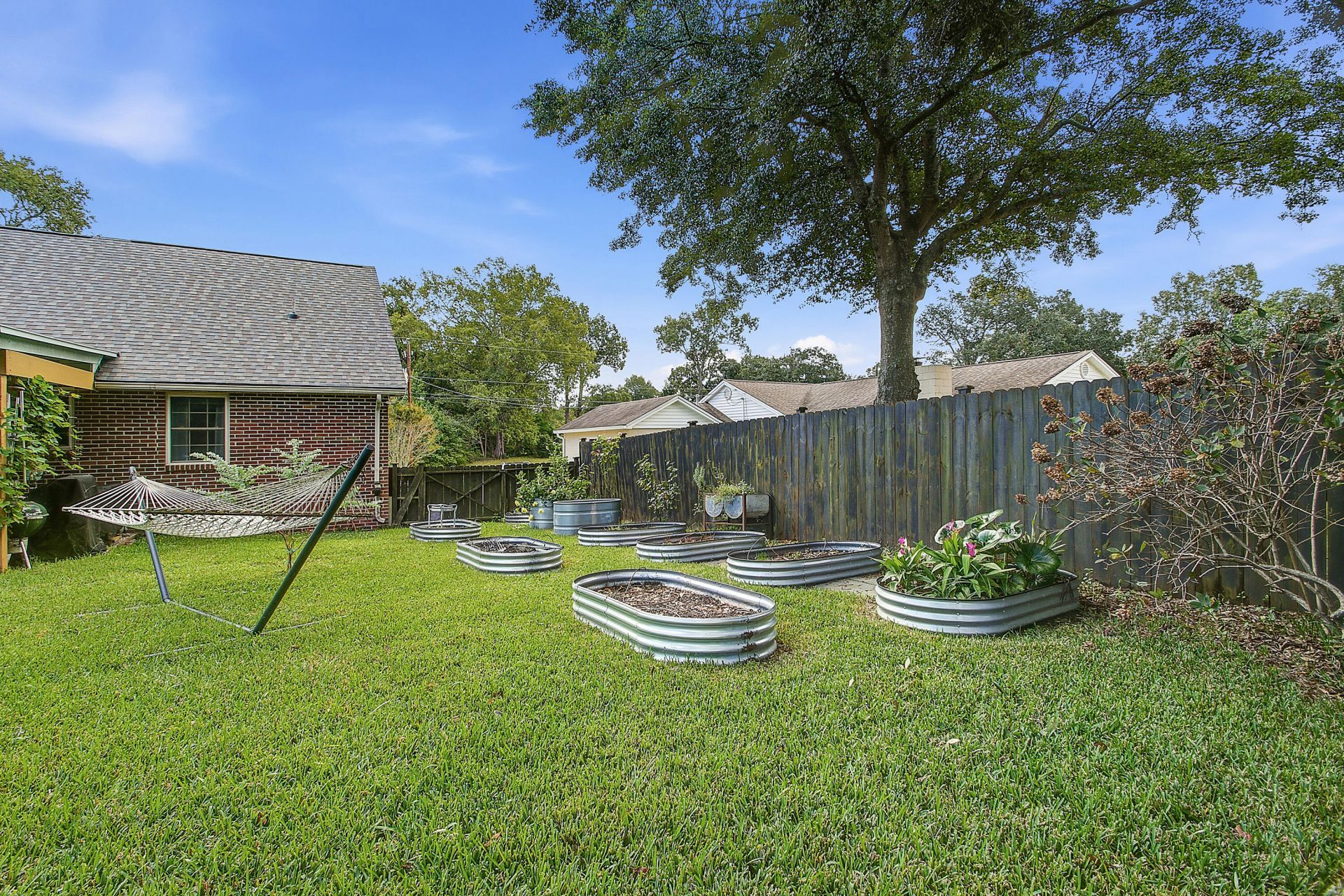 1016 Holcombe Road Photo 55