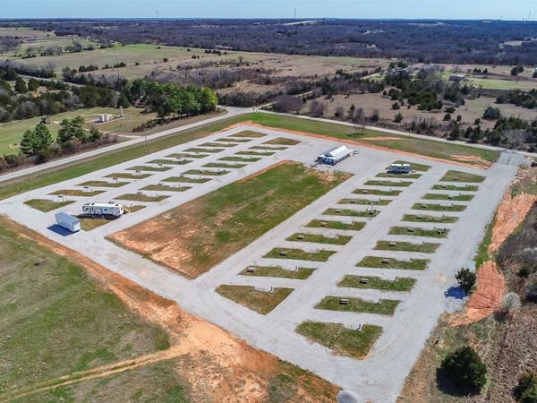 12100 Burkhart Road , Marietta, OK 73448