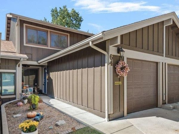 64 Trailridge Lane, Springfield, IL 62704