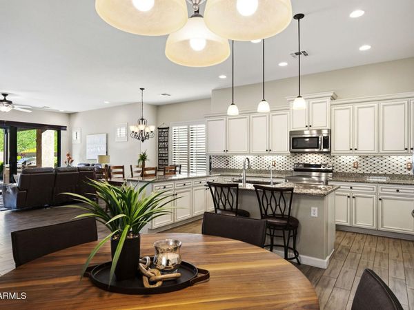 1809 N TROWBRIDGE, Mesa, AZ 85207