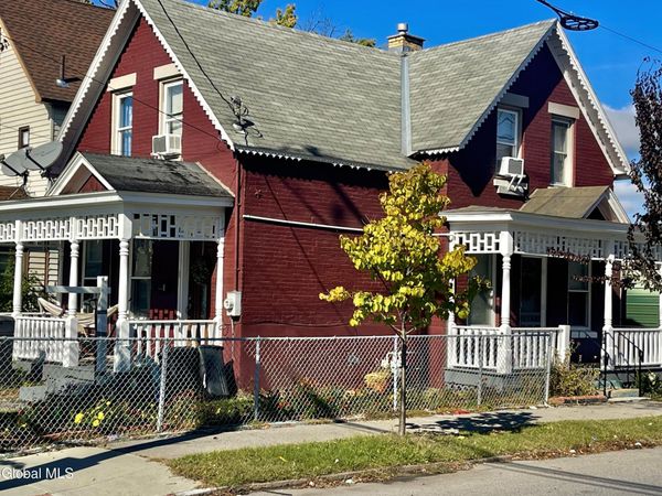 863 Emmett Street, Schenectady, NY 12307