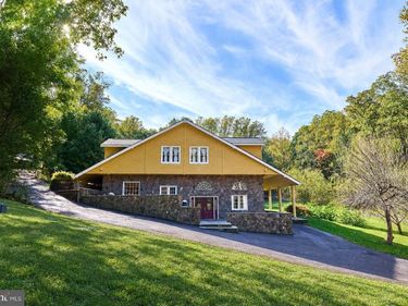 10257 STILLHOUSE ROAD, DELAPLANE, VA 20144