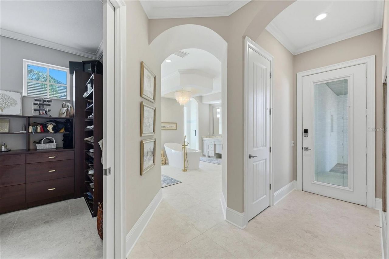 8009 Bounty Lane, Bradenton, FL 34202 Photo