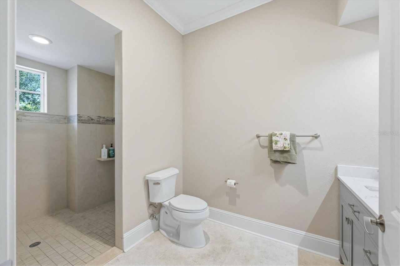 8009 Bounty Lane, Bradenton, FL 34202 Photo