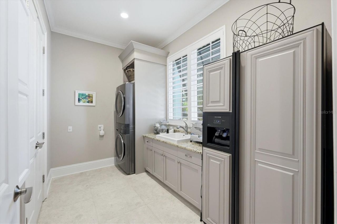 8009 Bounty Lane, Bradenton, FL 34202 Photo