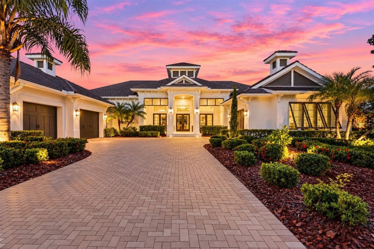 8009 Bounty Lane, Bradenton, FL 34202 Photo