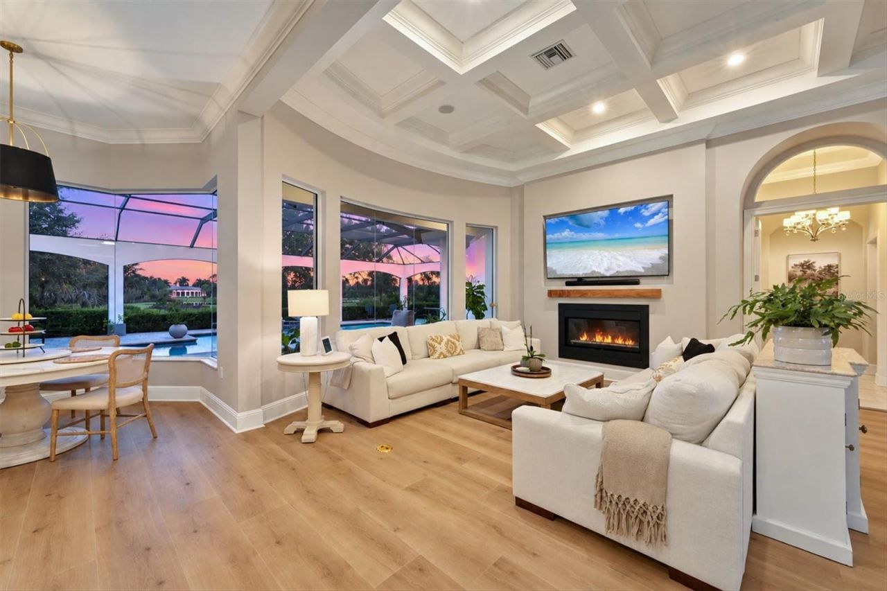 8009 Bounty Lane, Bradenton, FL 34202 Photo