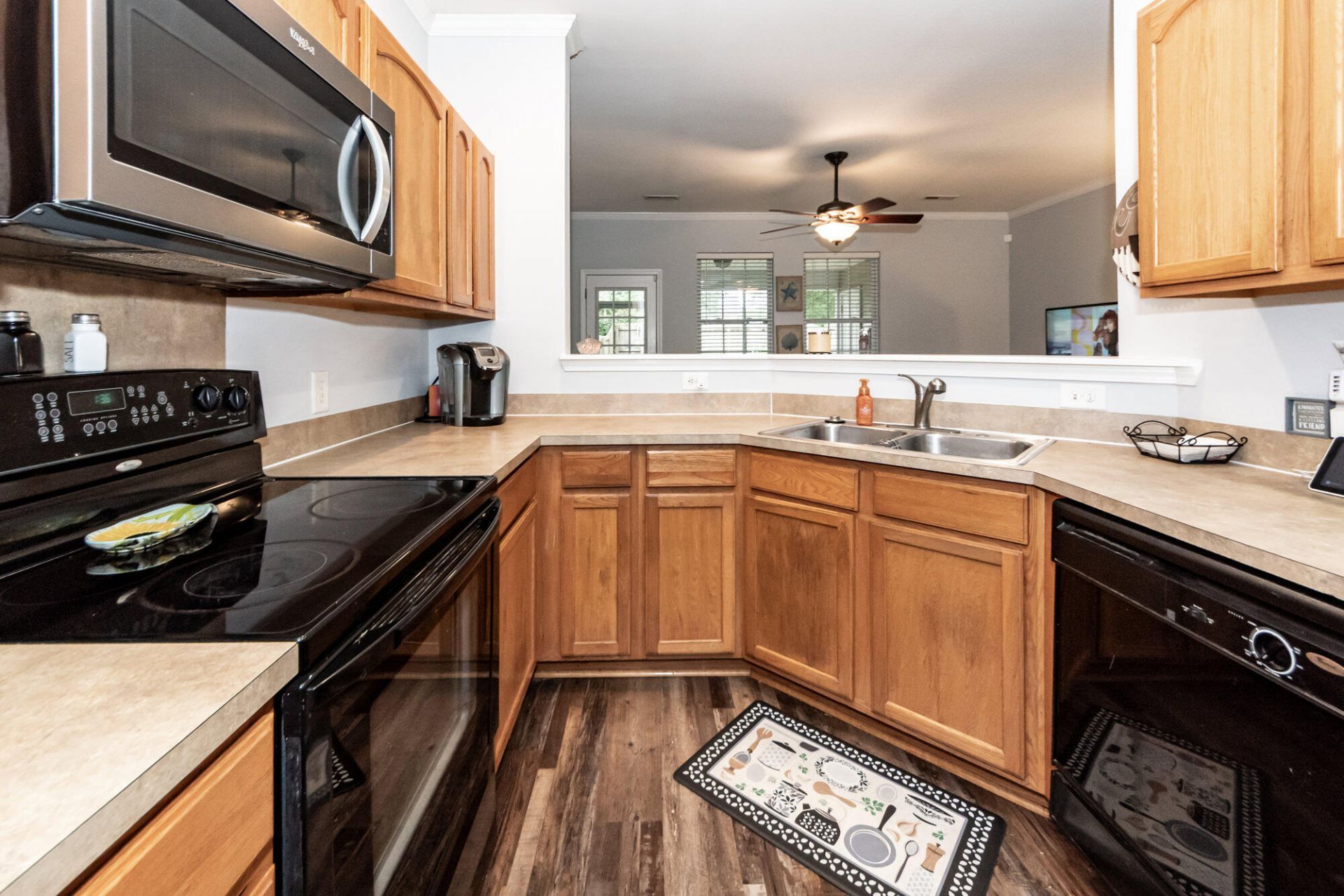 129 Woodward Road Photo 4