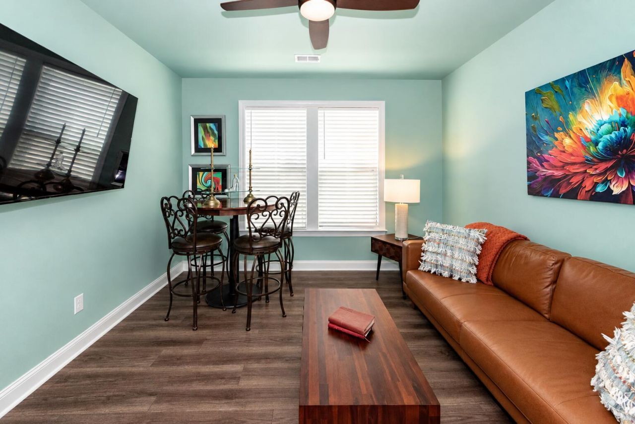 218 River Martin Court Photo 5