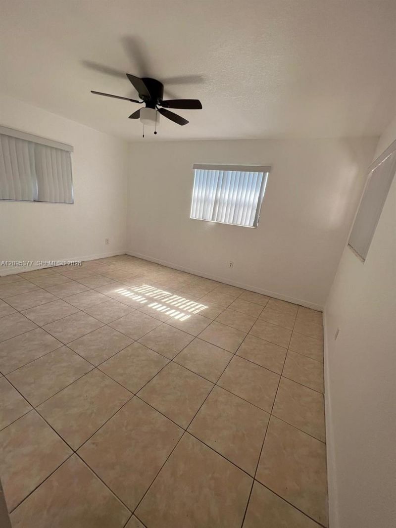 570 NW 41st St , Miami, FL 33127 Photo