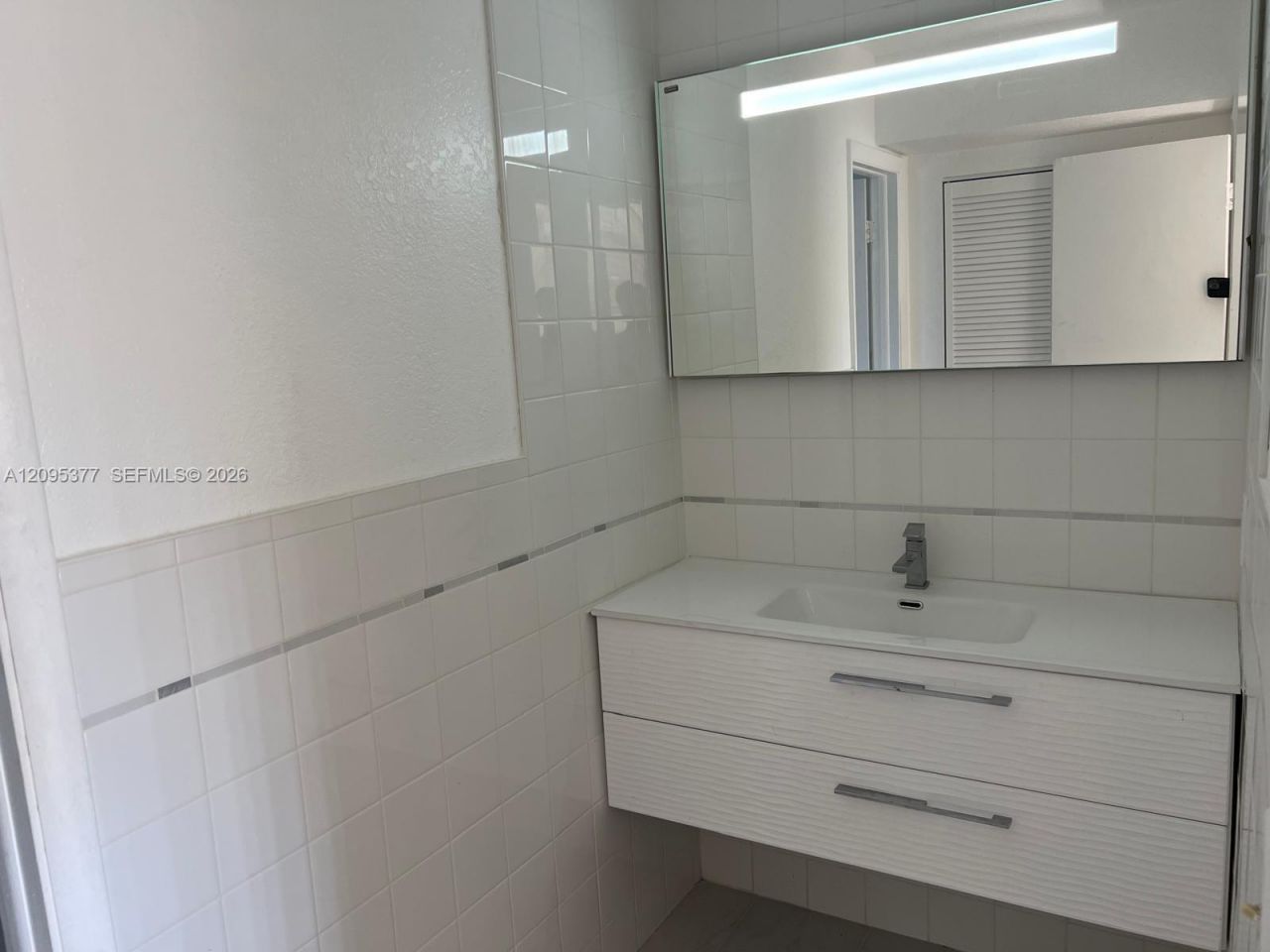 570 NW 41st St , Miami, FL 33127 Photo