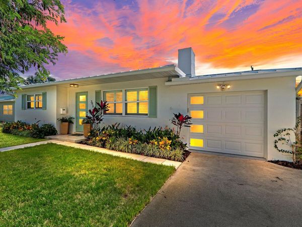 346 Laurie Road, West Palm Beach, FL 33405