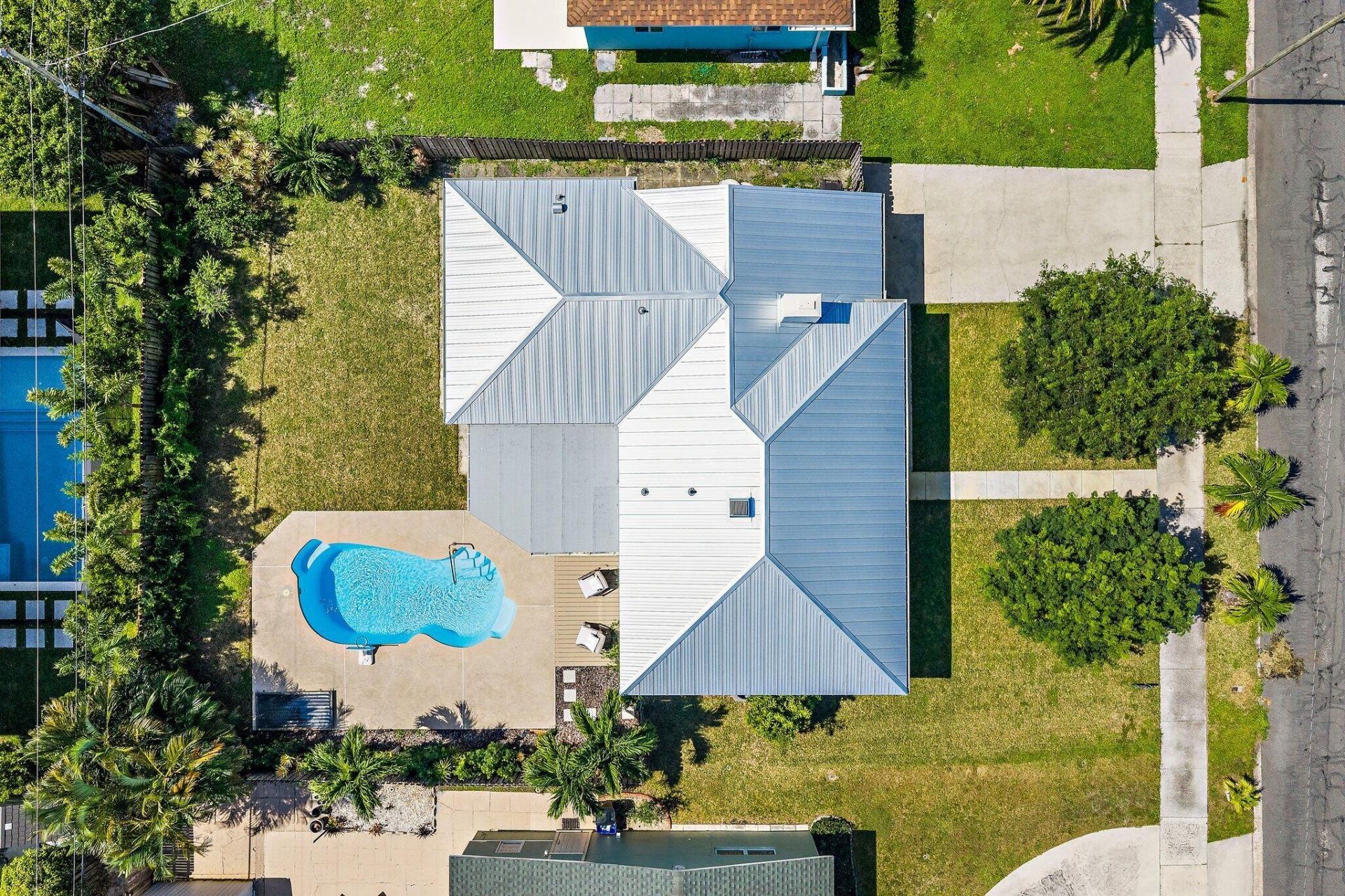 346 Laurie Road, West Palm Beach, FL 33405 Photo