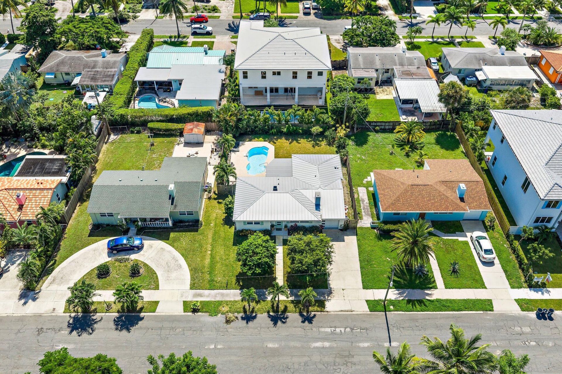 346 Laurie Road, West Palm Beach, FL 33405 Photo