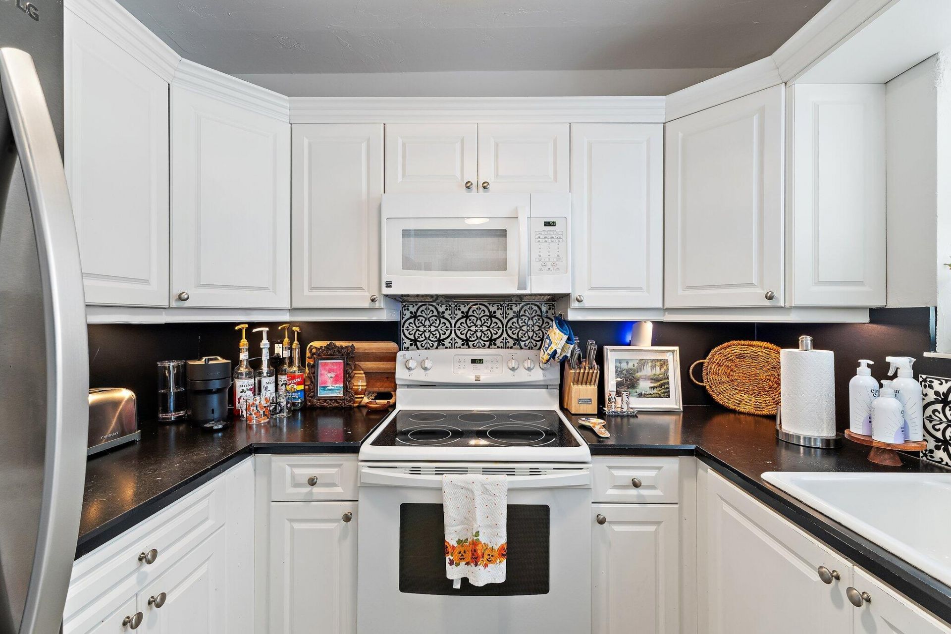 346 Laurie Road, West Palm Beach, FL 33405 Photo