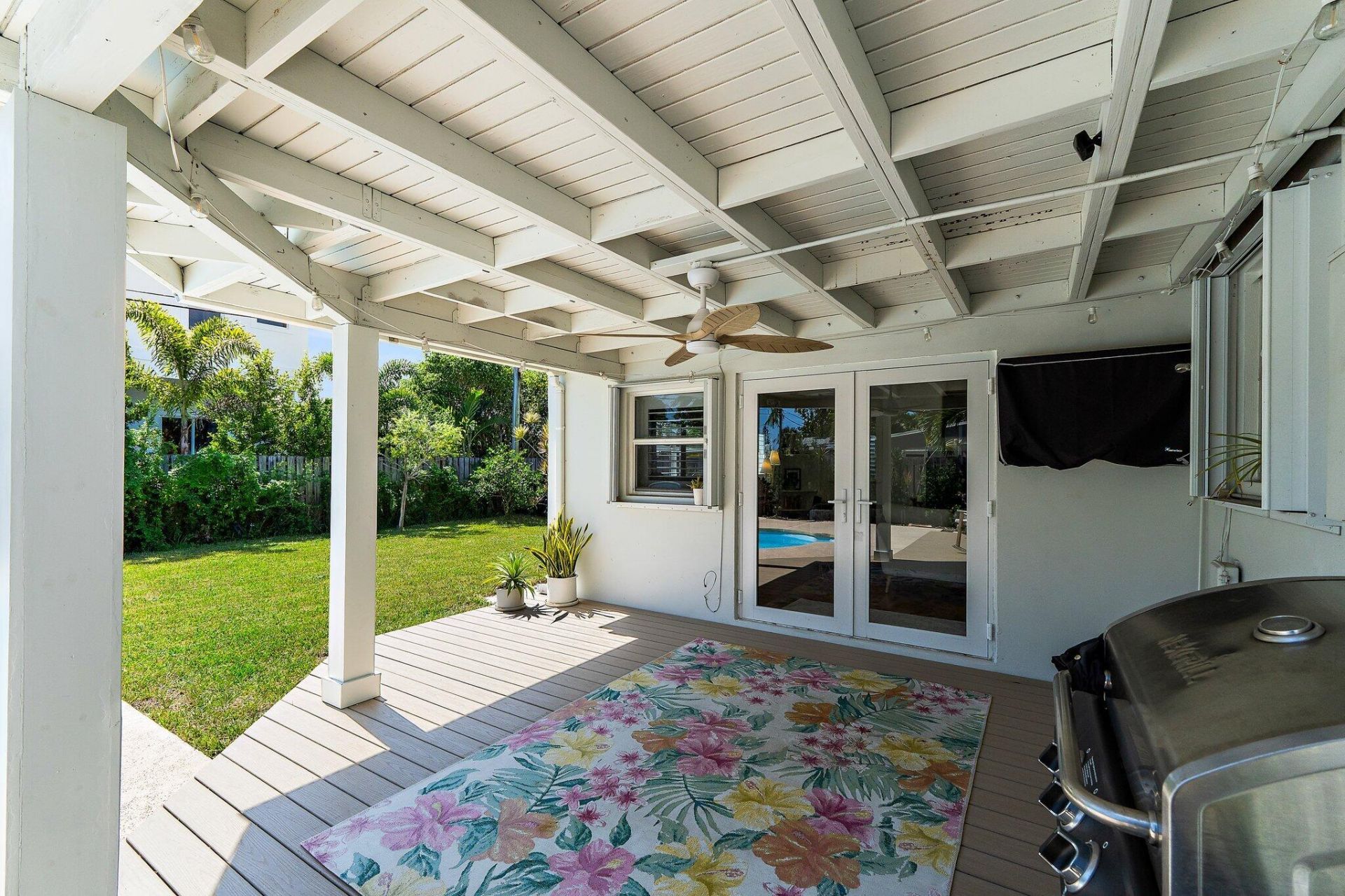 346 Laurie Road, West Palm Beach, FL 33405 Photo