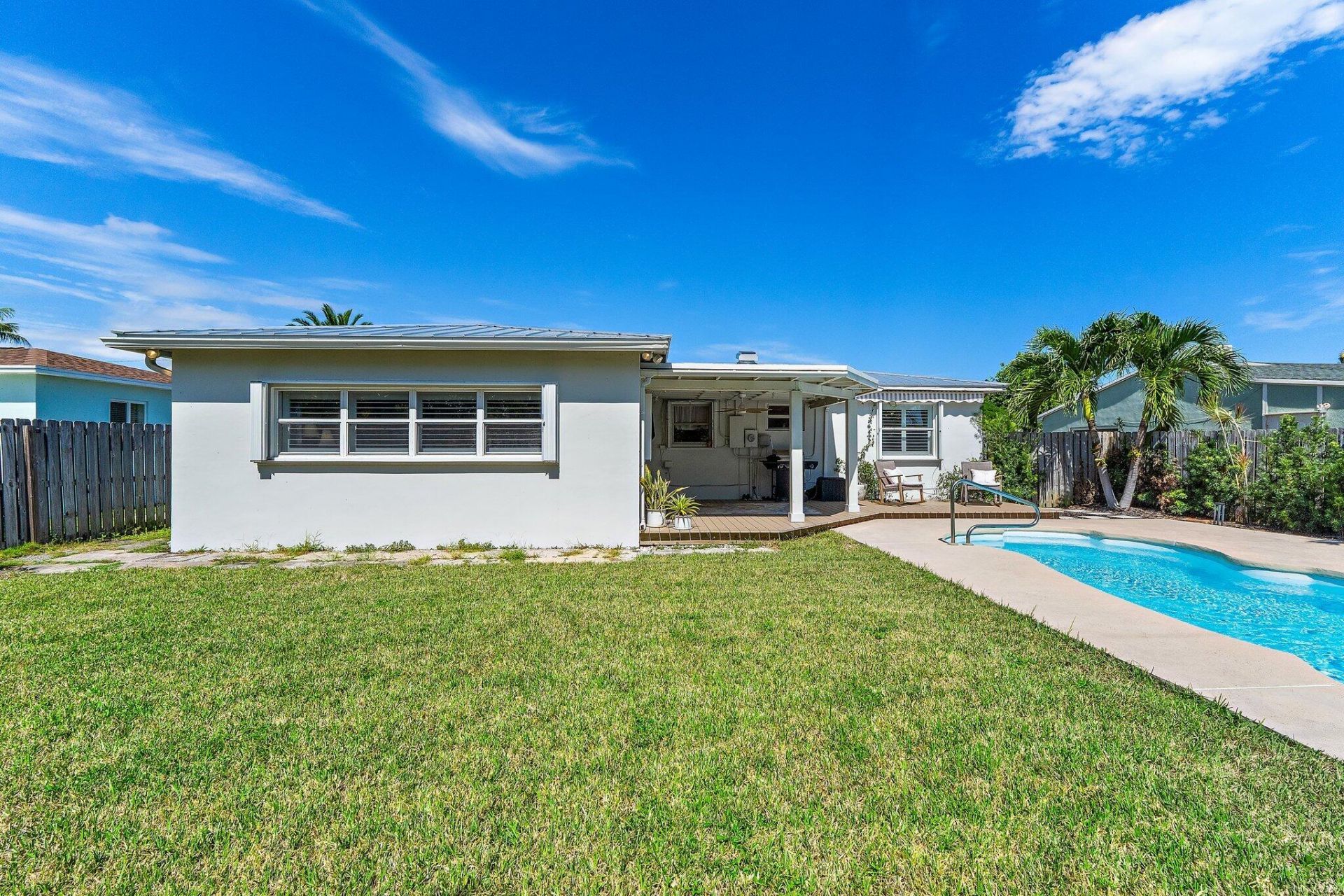 346 Laurie Road, West Palm Beach, FL 33405 Photo