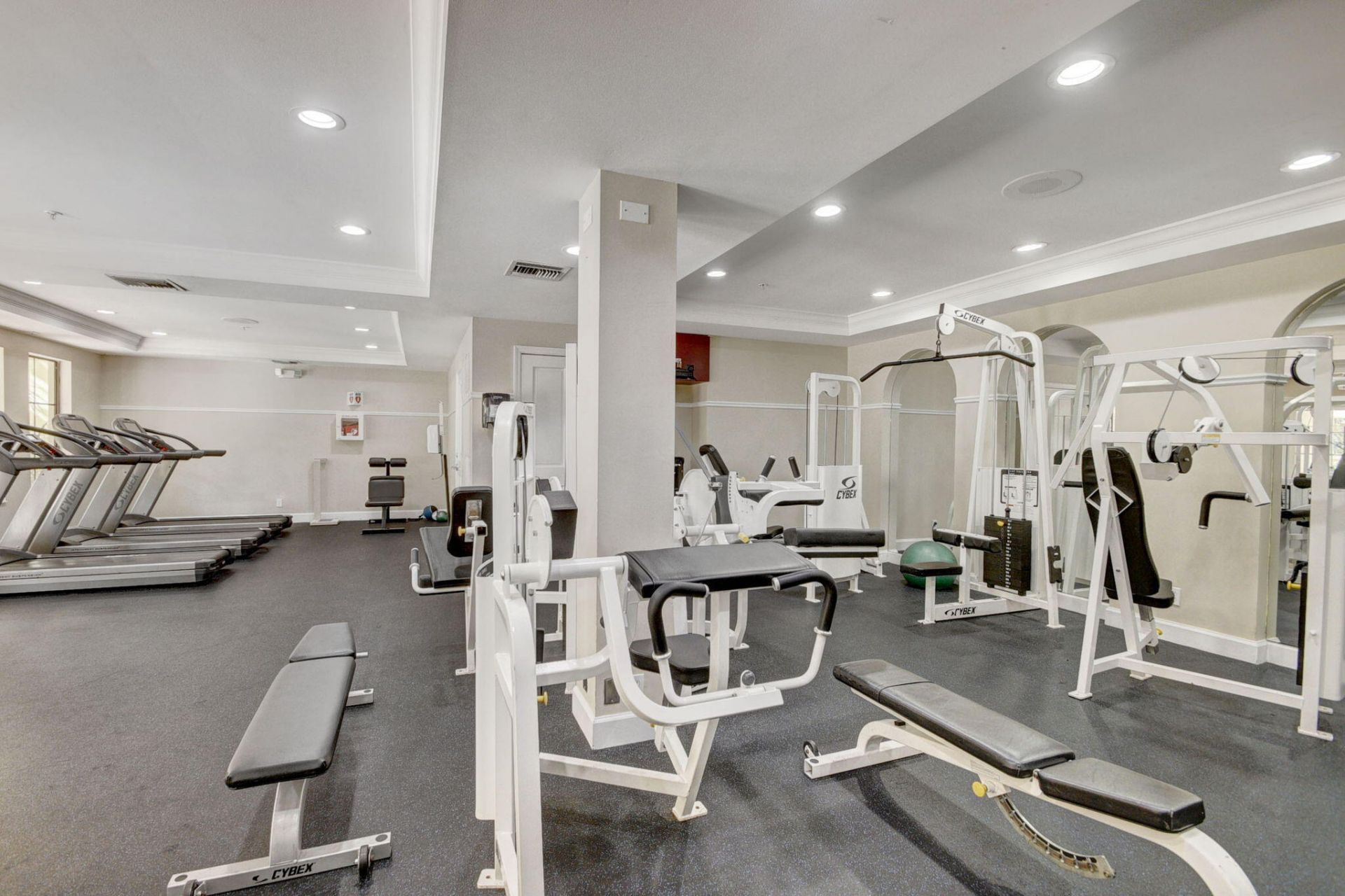 630 S Sapodilla Avenue, Unit 223, West Palm Beach, FL 33401 Photo