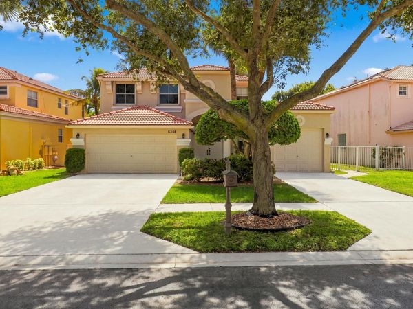 6346 Stonehurst Circle, Lake Worth, FL 33467