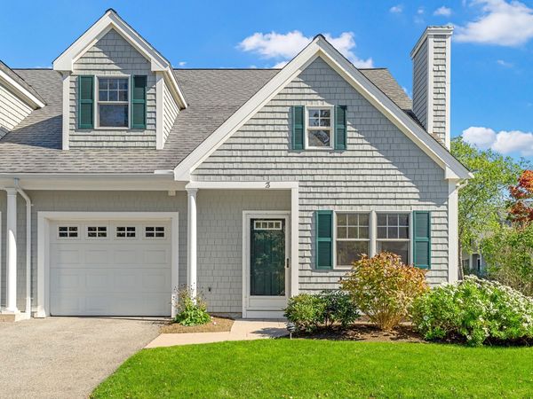 52 County Rd, Unit 3, Mattapoisett, MA 02739