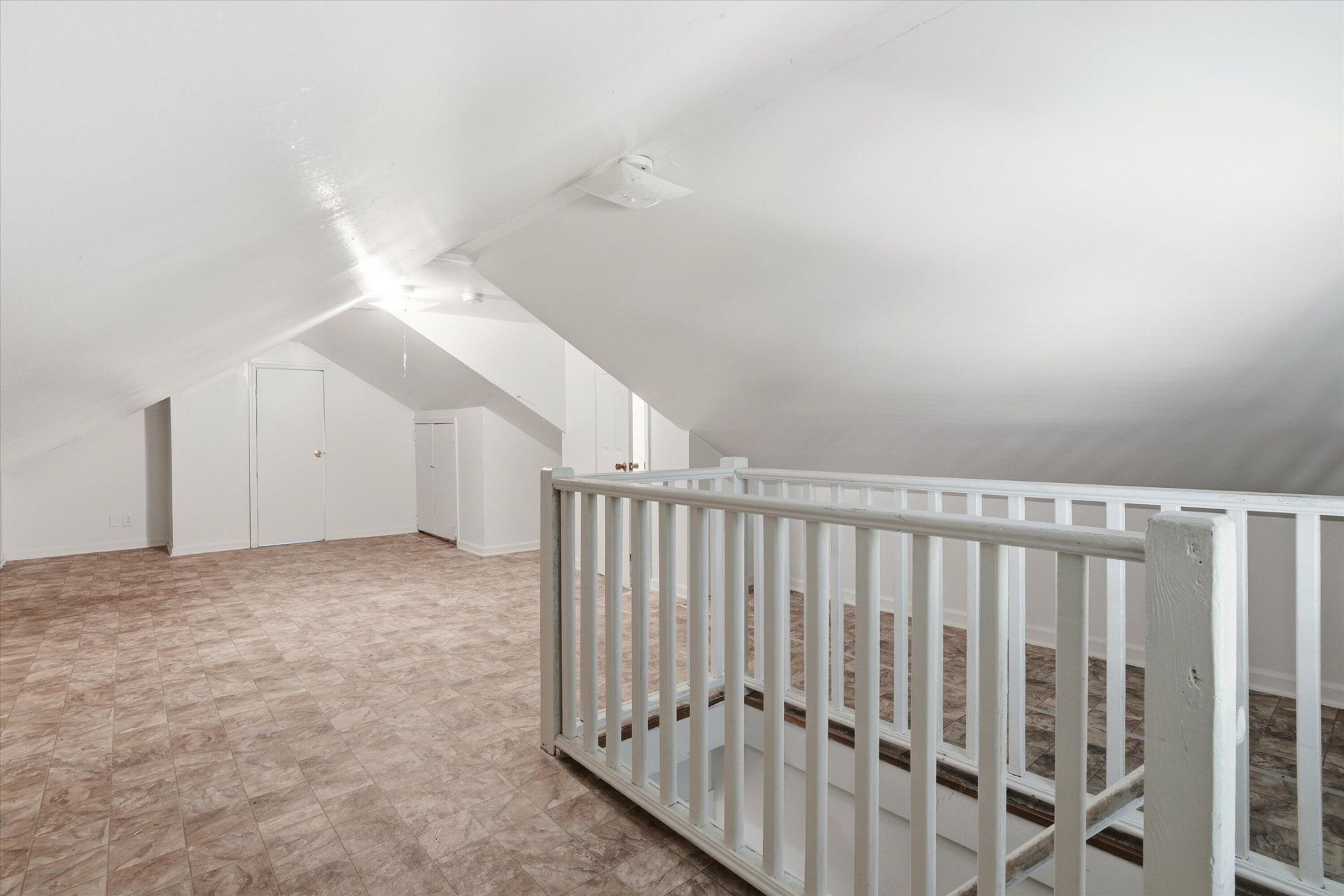 4728 Mixson Avenue Photo 21