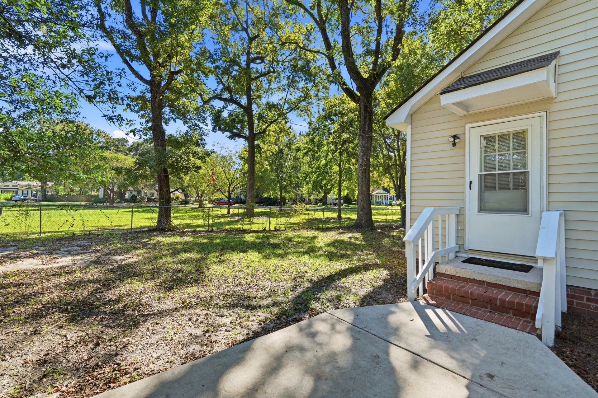 4728 Mixson Avenue Photo 23