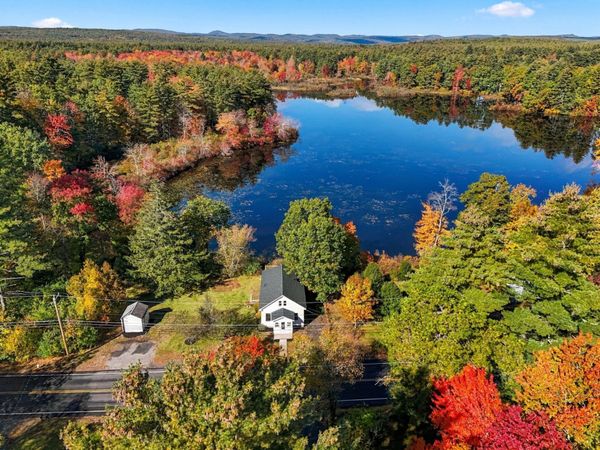 31 South St, Townsend, MA 01469