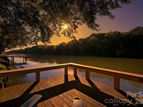 1333 Riverside Drive, Charlotte, NC 28214